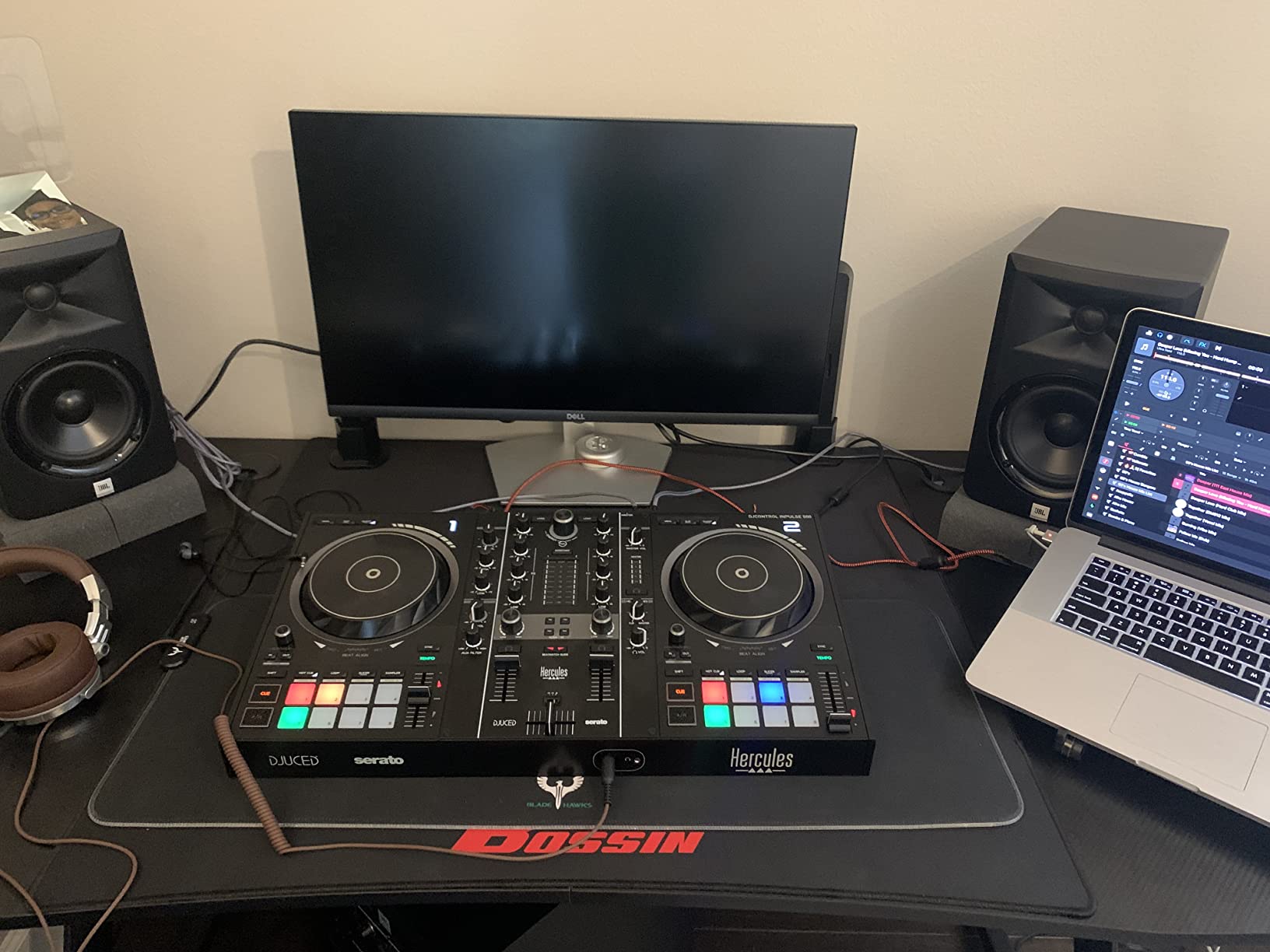 Hercules DJ Control Inpulse 500, Limited Edition Silver customer photo 2