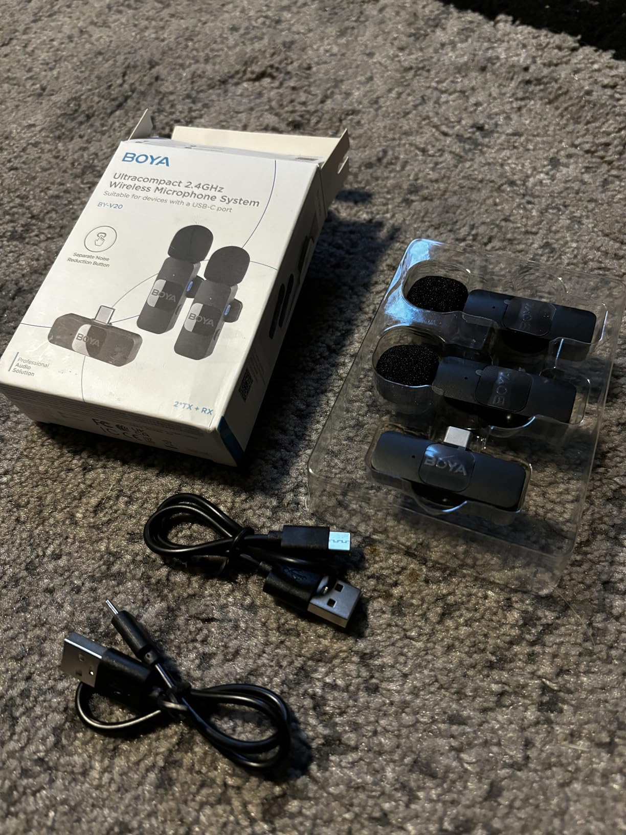 BOYA BY-V20 Wireless Microphones for iPhone 17/16/15 & Android/Laptop customer photo 1