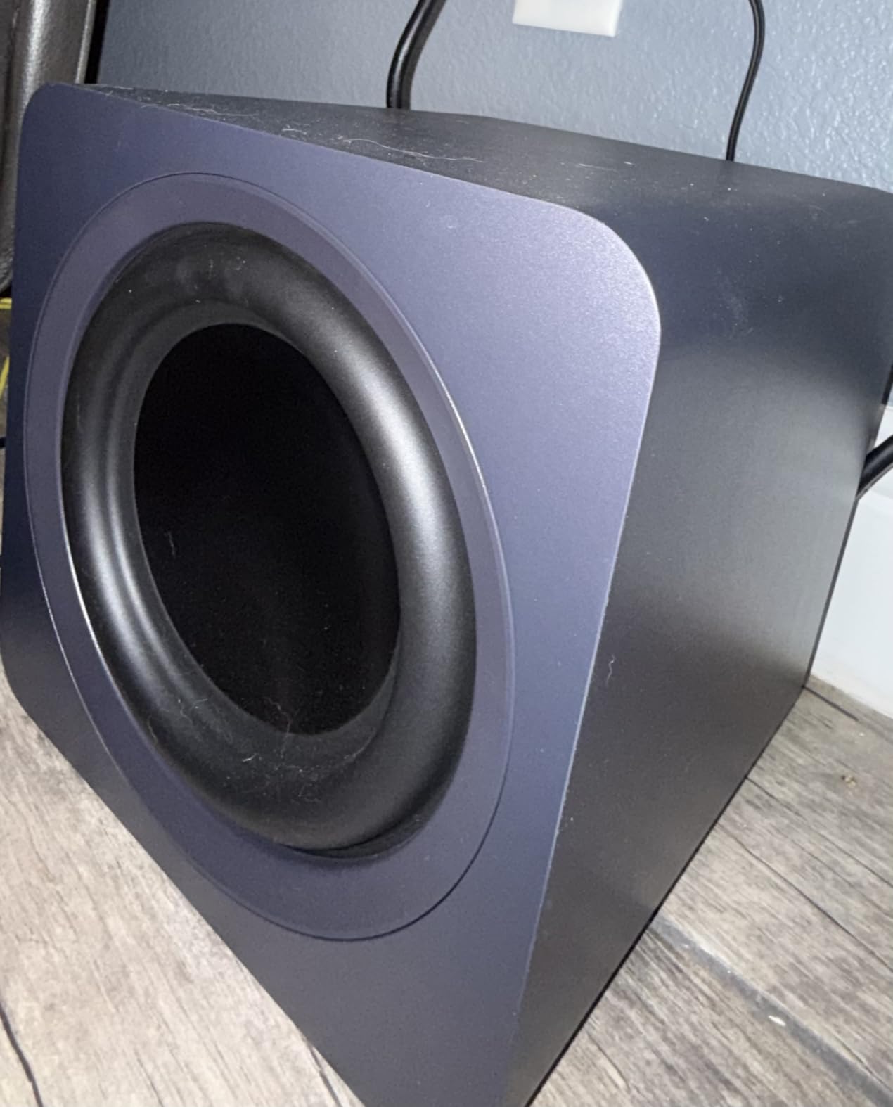 Samsung Q990F 11.1.4ch Q Series Subwoofer + Rear Speaker, Wireless Dolby Atmos, Q-Symphony, Game Mode Pro, Adaptive Sound (HW-Q990F, 2025) customer photo 2