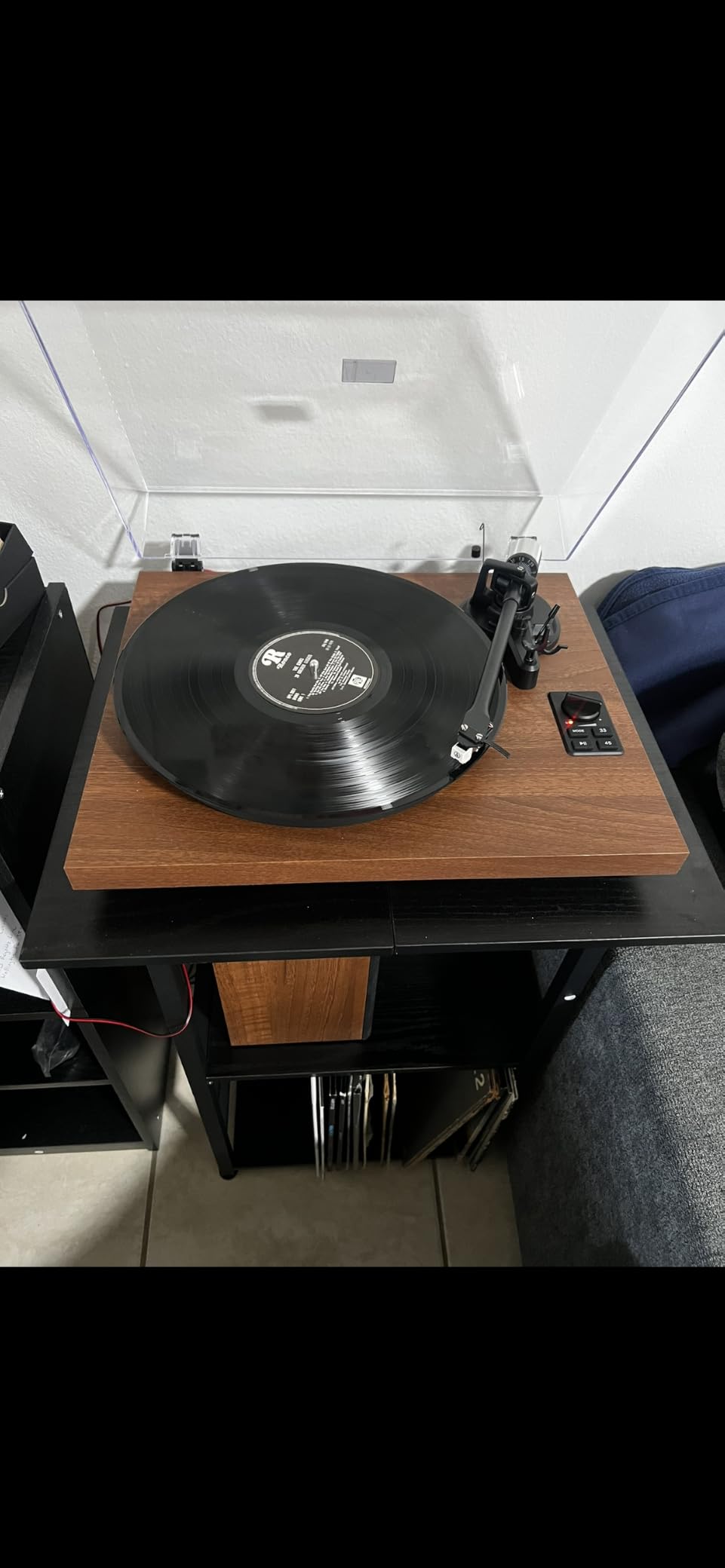 YAKANJ Record Player Stand with Extended Desktop,Large Record Player Table with Vinyl Storage,Tall Turntable Stand with Record Holder Vinyls Display Shelf for Music Room Studio, Rustic Brown customer photo 2