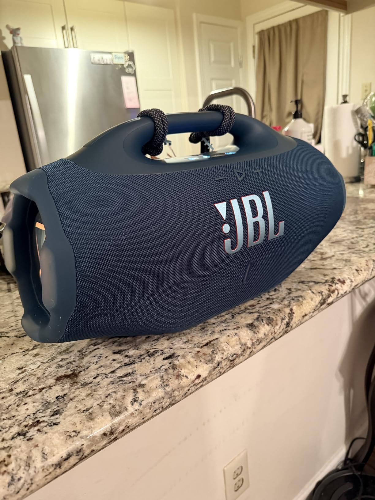 JBL Boombox 4 Portable Bluetooth Speaker, Waterproof, Deep Bass - Black customer photo 1
