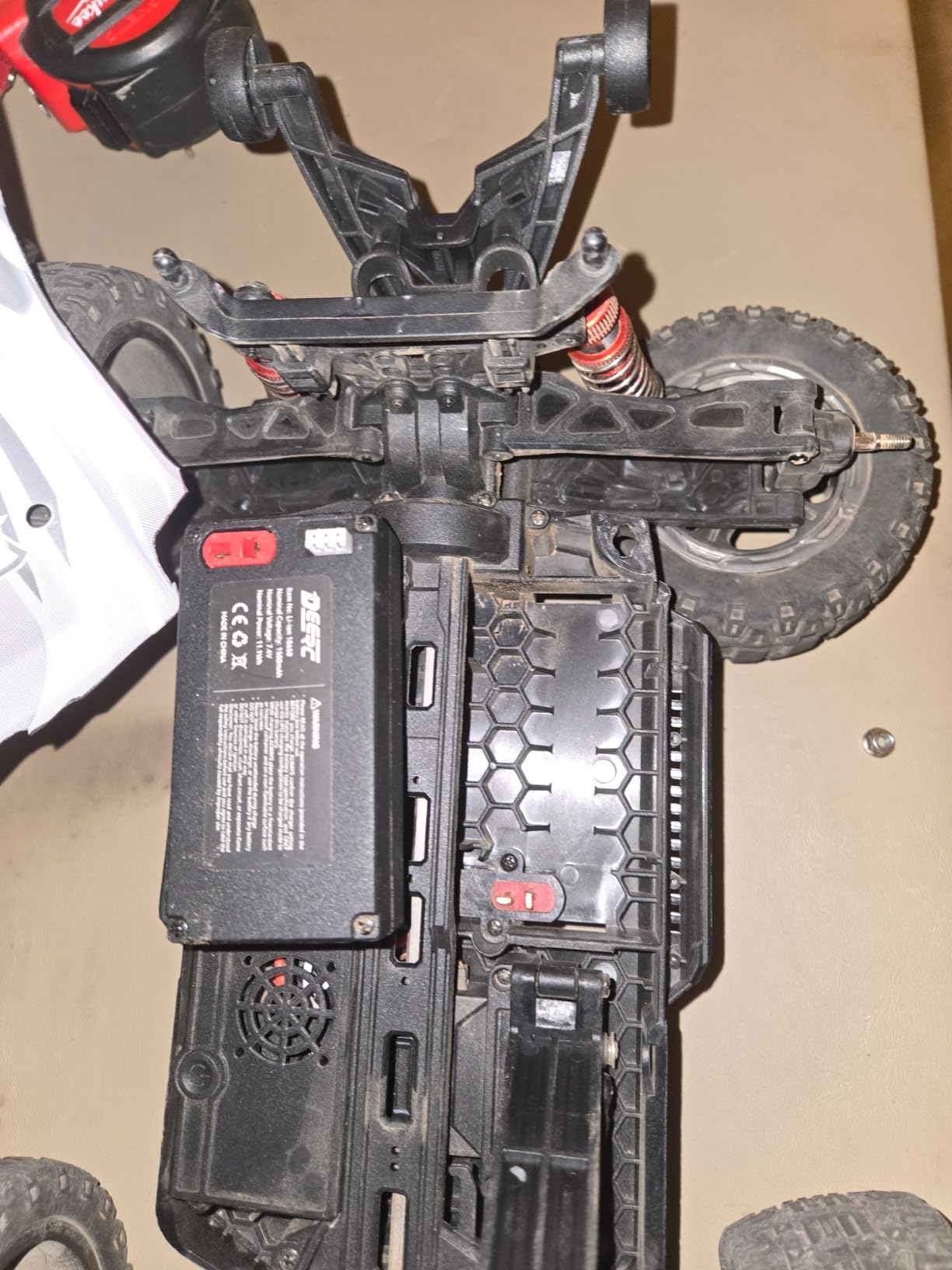 DEERC 9309E All Terrain Fast RC Cars for Adults 40KPH,4WD Electric Off-Road Remote Control Monster Truck,2.4Ghz High Speed Car,Waterproof Monster Truck with 2 Batteries for Boys & Kids customer photo 2