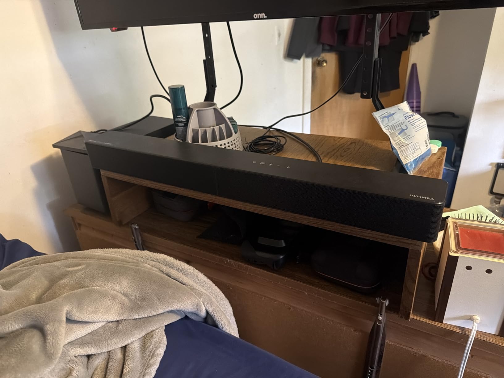ULTIMEA 5.1CH Surround Sound Bar System with Dolby Atmos, Poseidon M60 customer photo 2