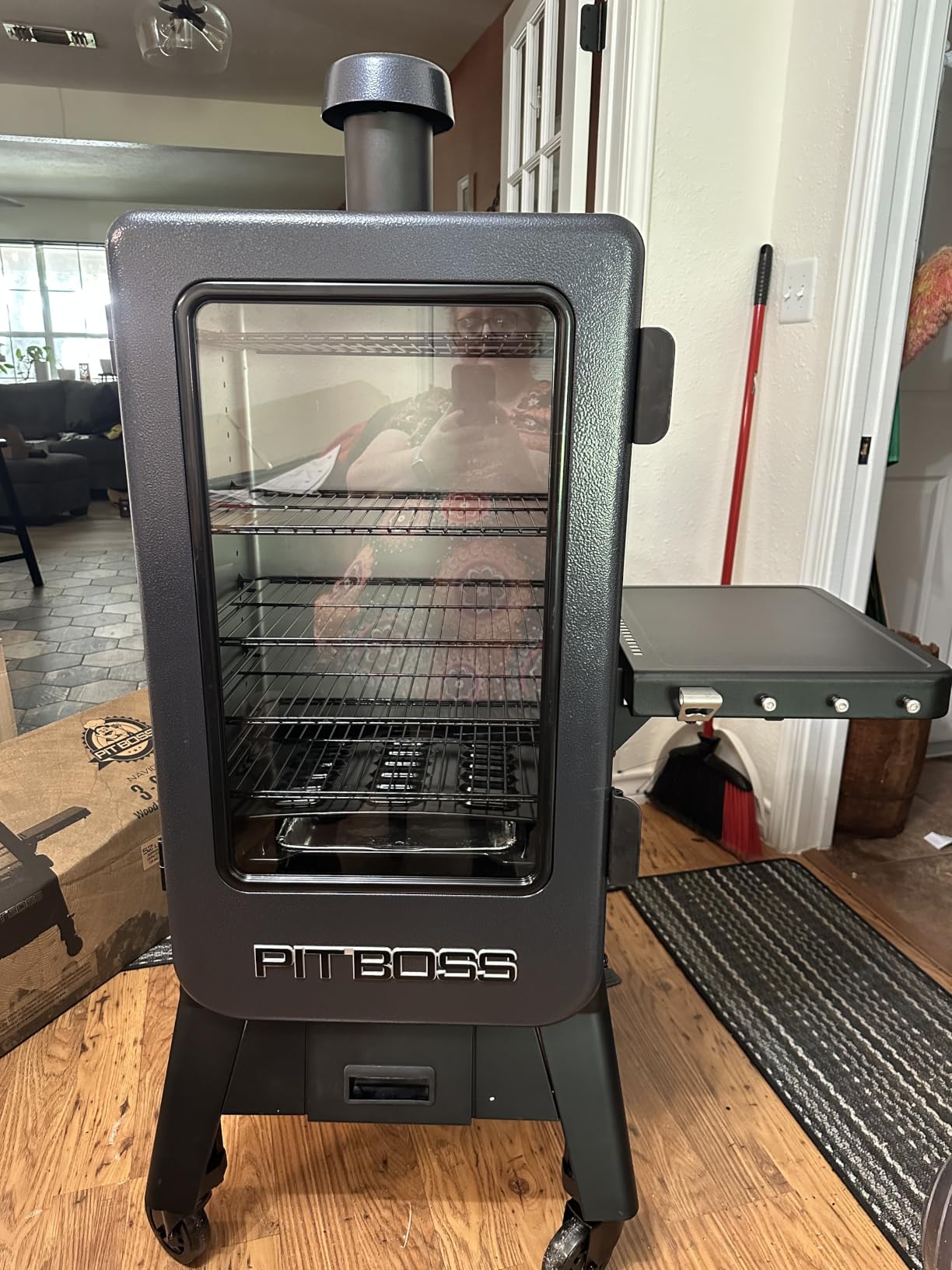 Pit Boss Navigator 3-Series WiFi & Bluetooth Wood Pellet Vertical Smoker with LCD Digital Controller, 1,118-Sq. In. 5-Rack Cooking Space, 130°F to 420°F Temp Range, Meat Probe, 50 lb. Pellet Hopper customer photo 2