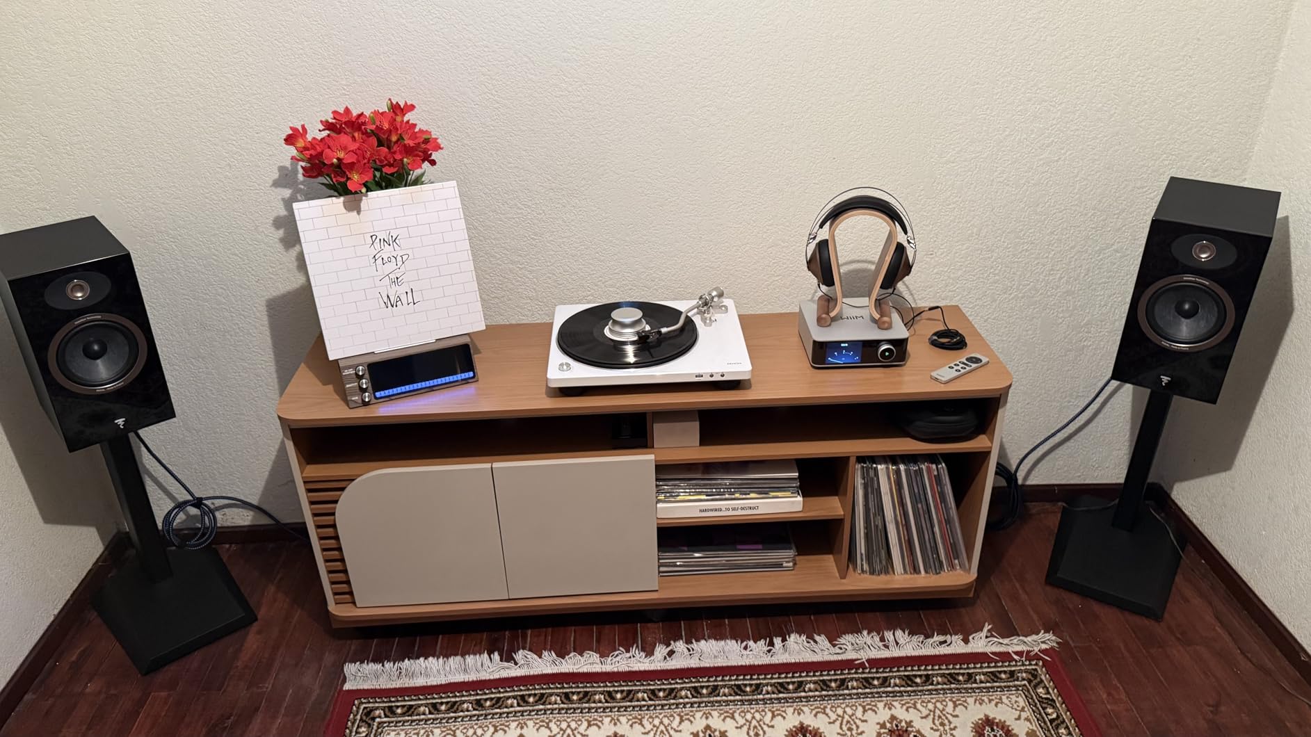 WiiM Amp Ultra Stereo Streaming Amplifier, HDMI ARC & RoomFit, Space Gray customer photo 1