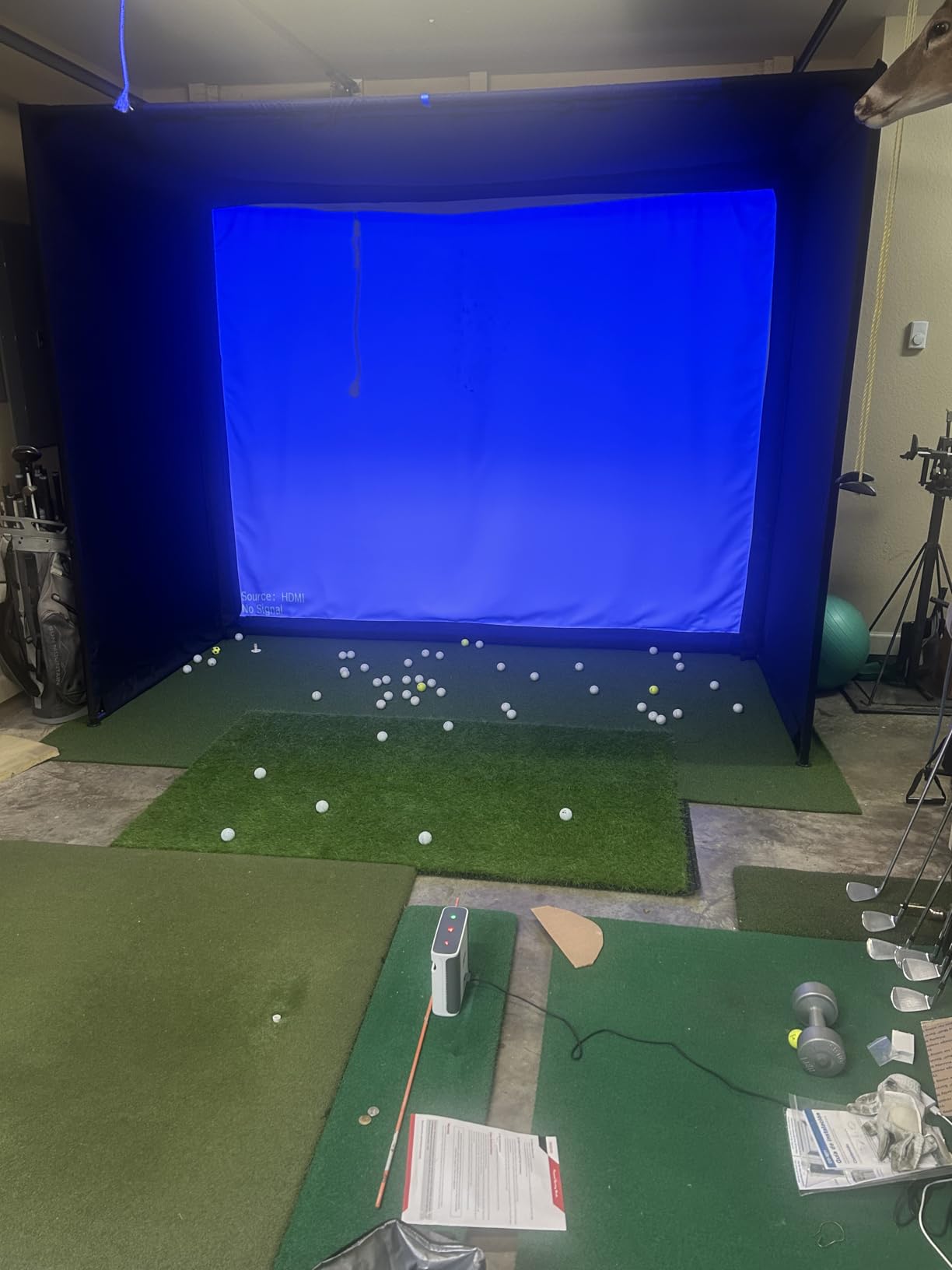 Diandian Golf Simulator Enclosure Kit 10 x 8 ft with 4K-Ready Impact Screen customer photo 1