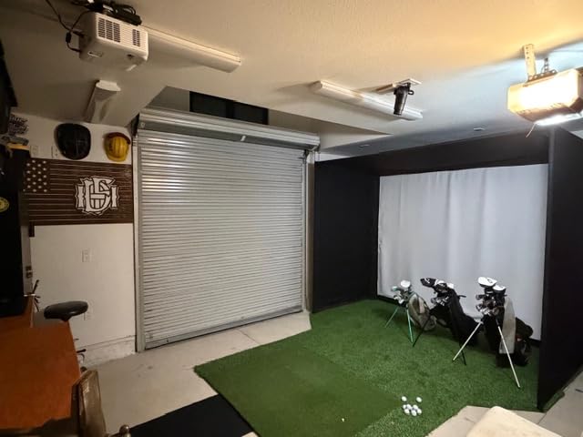 Diandian Golf Simulator Enclosure Kit 10 x 8 ft with 4K-Ready Impact Screen customer photo 2