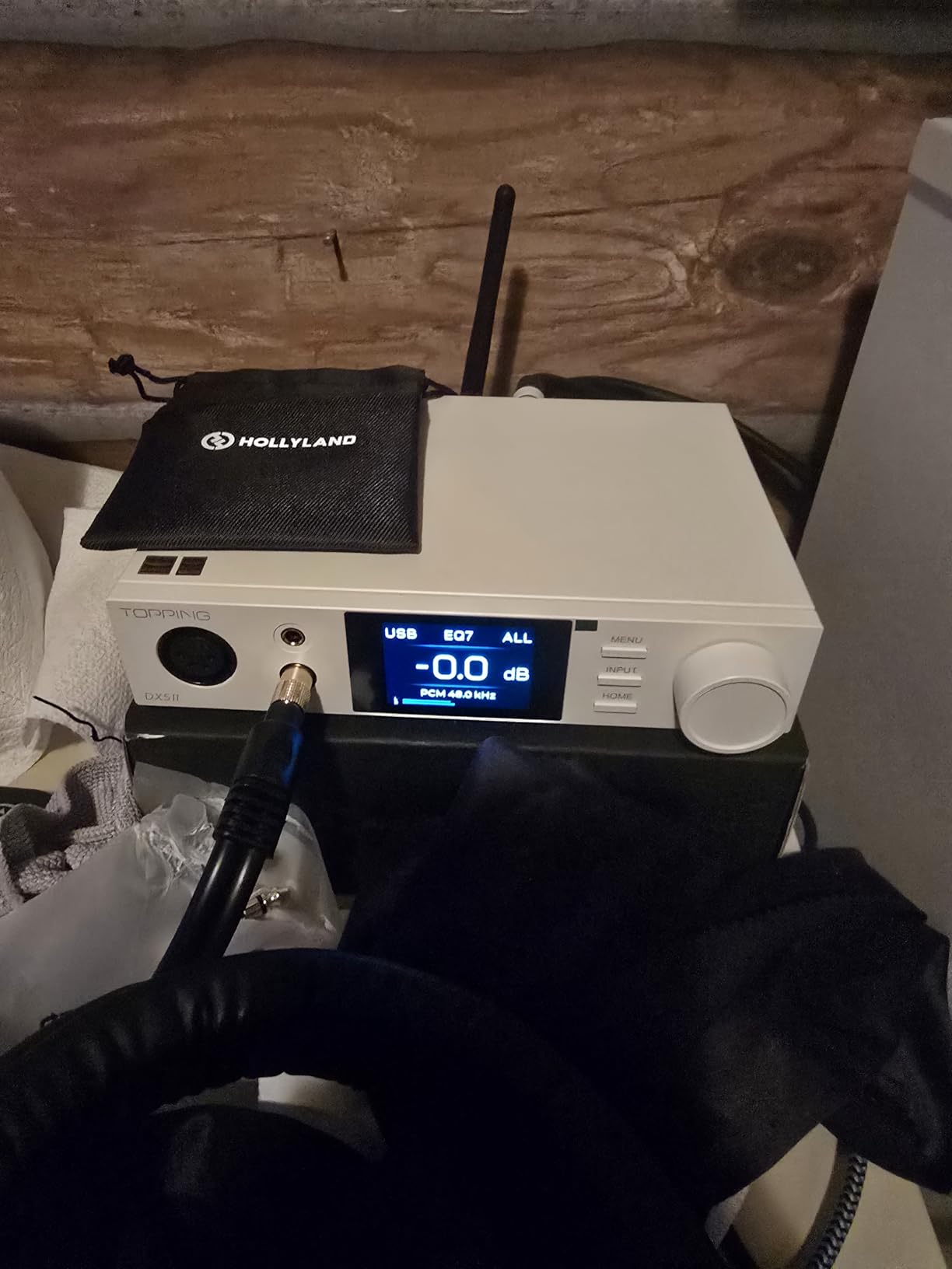 TOPPING DX5 II Hi-Res DAC & Headphone Amp Combo – Dual ES9039Q2M, X-Hybrid Amp, 10-Band PEQ, LDAC Bluetooth 5.1, 4.4mm Balanced & 6.35mm Headphone Output, Preamp Mode, 12V Trigger (White) customer photo 2