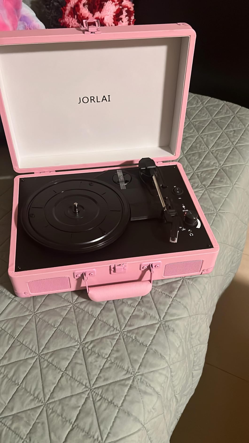 Portable Record Player with Bluetooth 3 Speed Turntable Built in Rechargeable Battery Vintage Suitcase Design with RCA Line Out and Aux in customer photo 1