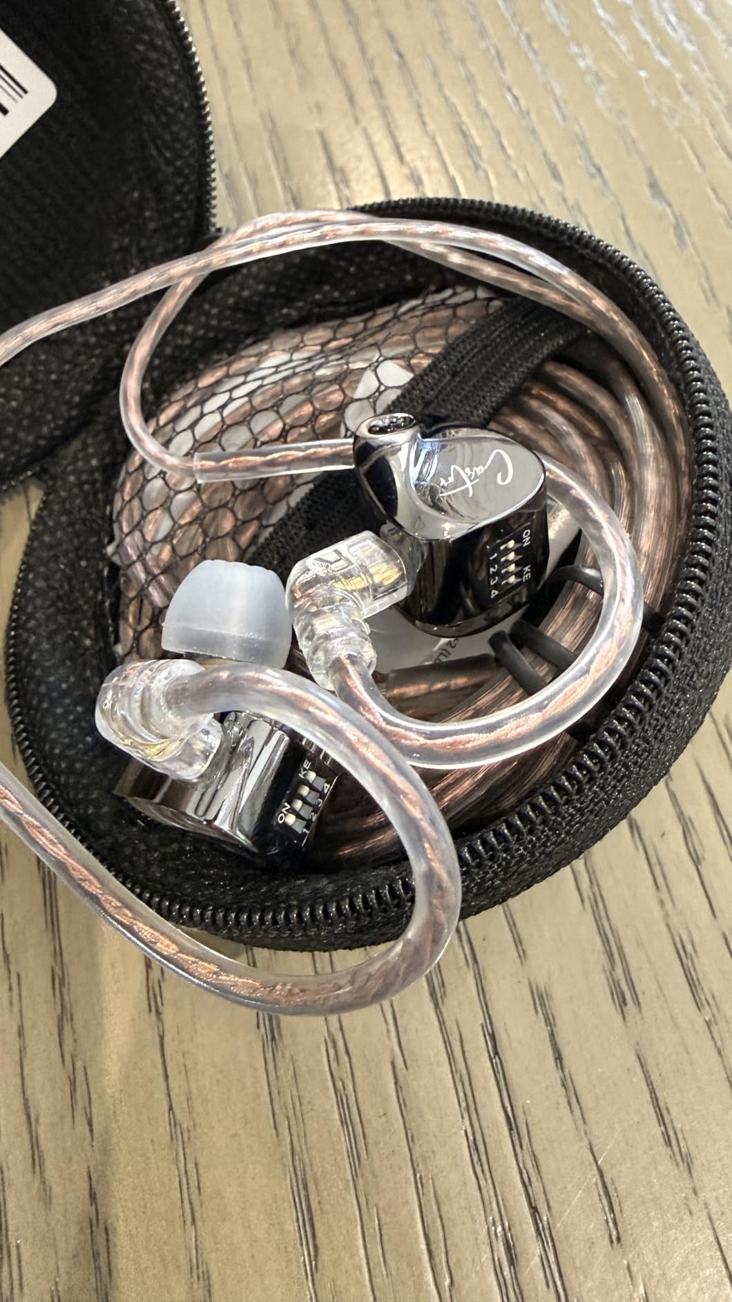 KZ Taurus in Ear Monitor Headphones, Horizontal 2DD in Ears, Gaming Earbuds, Noise Isolating Ear Buds Sound Localization in-Ears for Singers Musicians Audiophiles customer photo 1