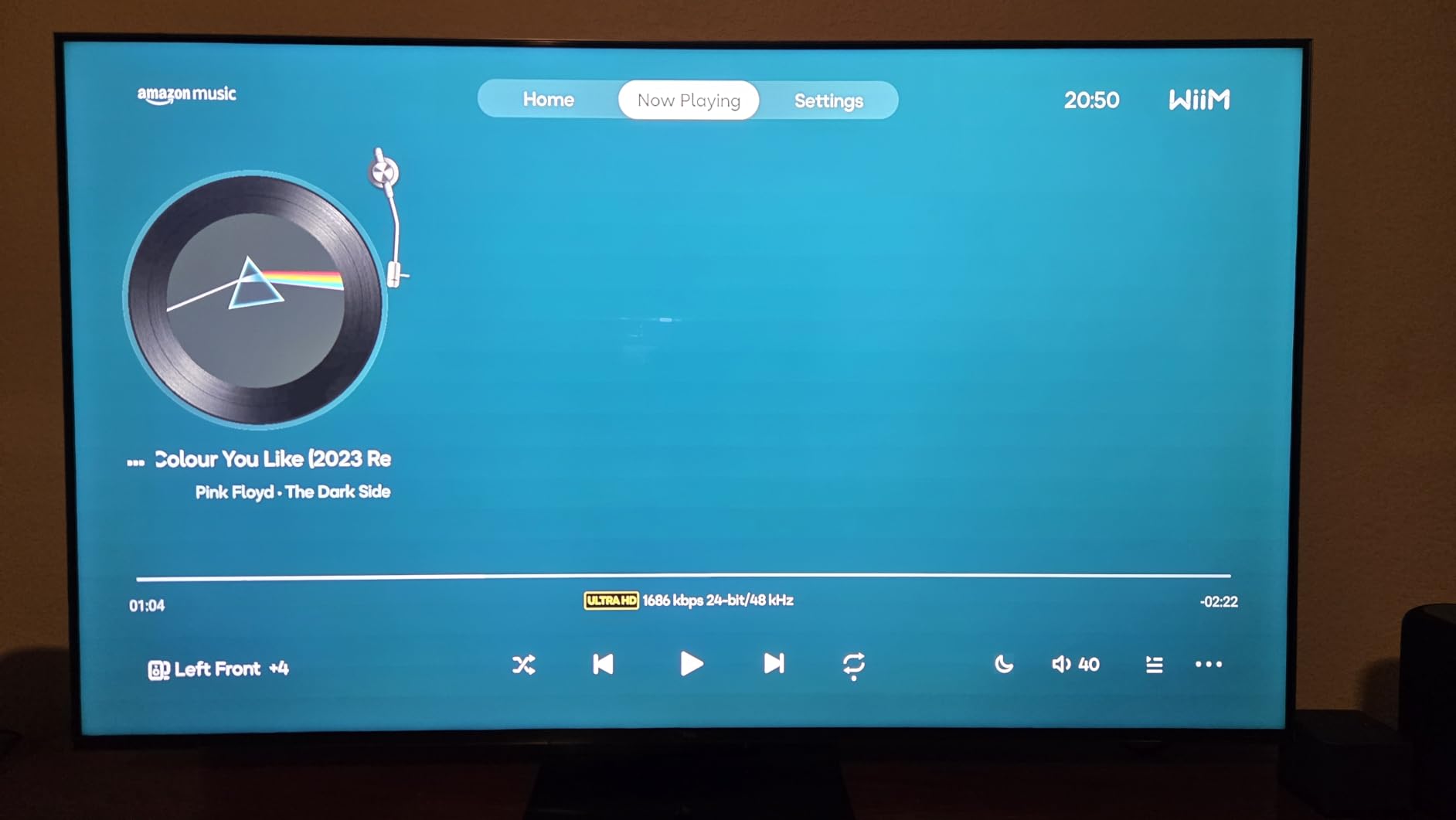 WiiM Sound Smart Speaker with Hi-Res Audio, WiFi and Touchscreen, White customer photo 1