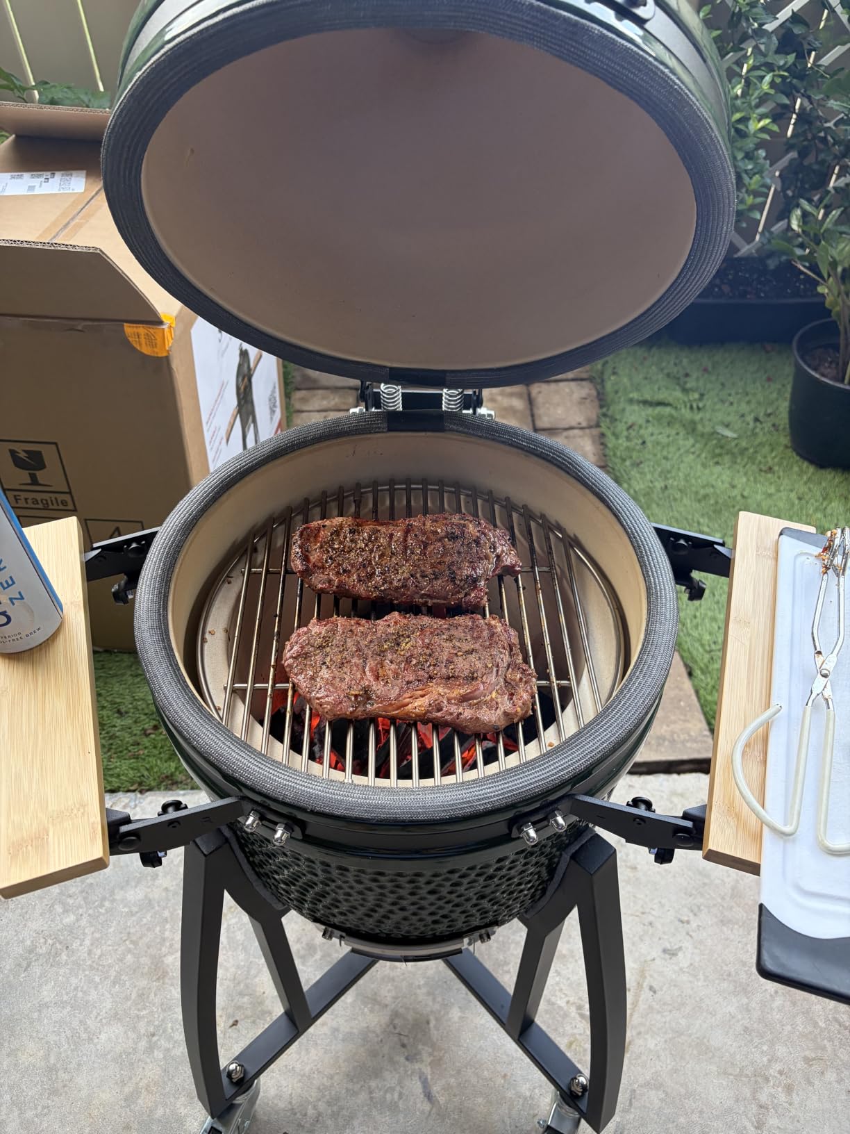 London Sunshine 15-inch Ceramic Kamado Charcoal BBQ Grill & Smoker with Locking Casters, Foldable Side Shelves, Stainless Steel Grates, and Tall Stand (Black) customer photo 2