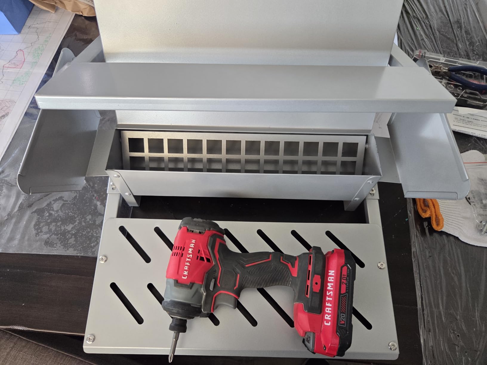 Automatic Chicken Feeder 25lb Capacity Automatic Metal Treadle Feeder Galvanized Steel Treadle Chicken Feeder No Waste Large Poultry Feeder with Locking Lid and Rain Cover for Outdoor Use customer photo 2