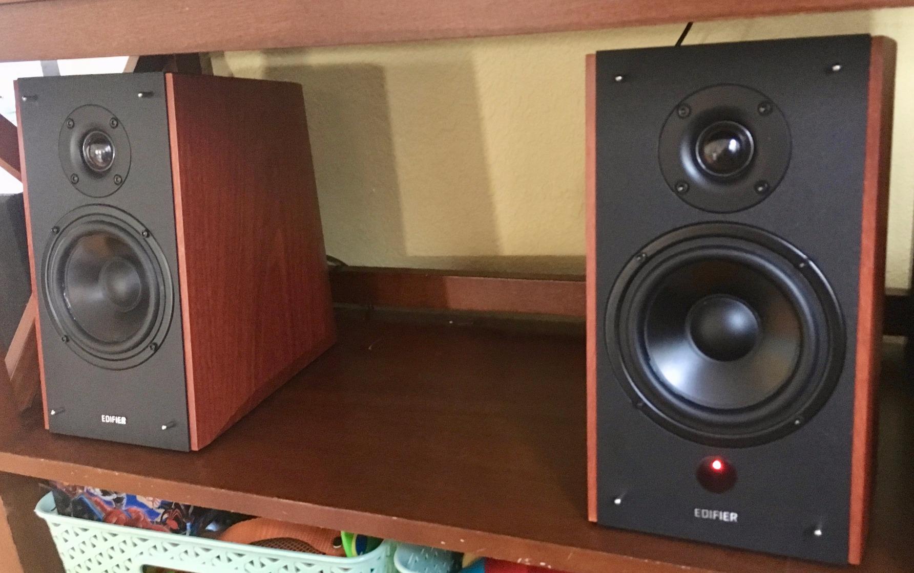 Edifier R2000DB Powered Bluetooth Bookshelf Speakers, 120W RMS, Warmoak customer photo 2