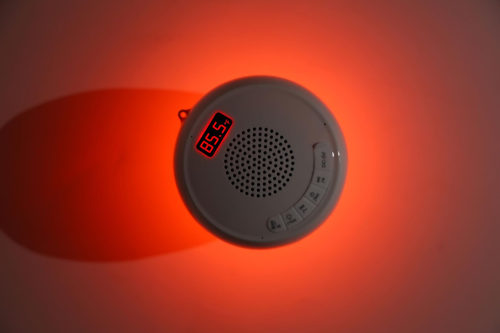 AearKing 3in1 Floating Pool Speaker with Digital Pool Thermometer & Lights customer photo 1