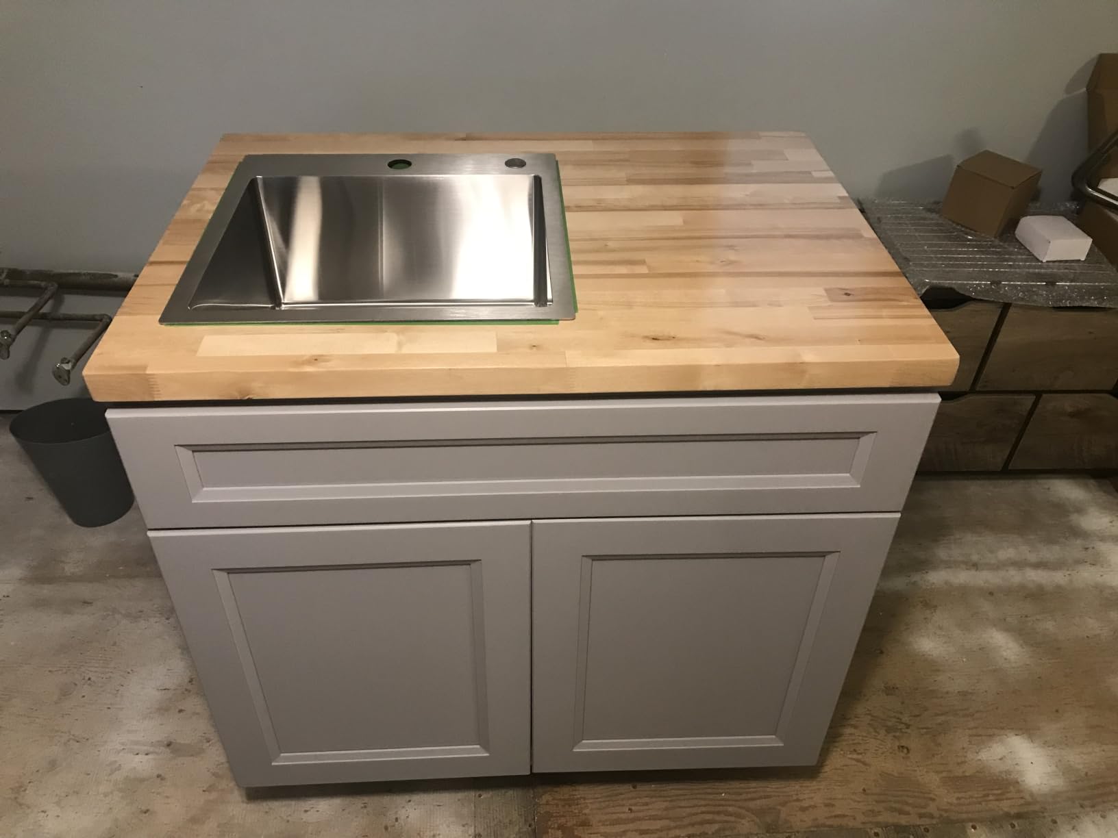 6FT Butcher Block Countertop – 72″ x 25″ x 1.5″ Solid Birch Wood Table Top, Unfinished Hardwood Slab for Kitchen Island, Washer Dryer Top, DIY Office Desk, Workbench & Dining Table customer photo 1