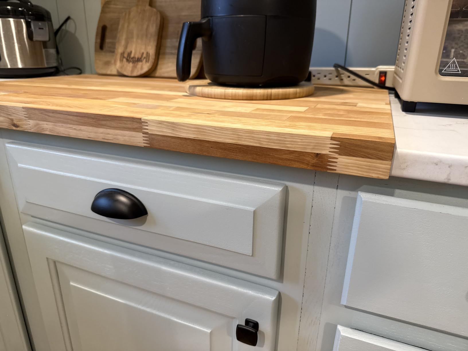6FT Butcher Block Countertop – 72″ x 25″ x 1.5″ Solid Birch Wood Table Top, Unfinished Hardwood Slab for Kitchen Island, Washer Dryer Top, DIY Office Desk, Workbench & Dining Table customer photo 2