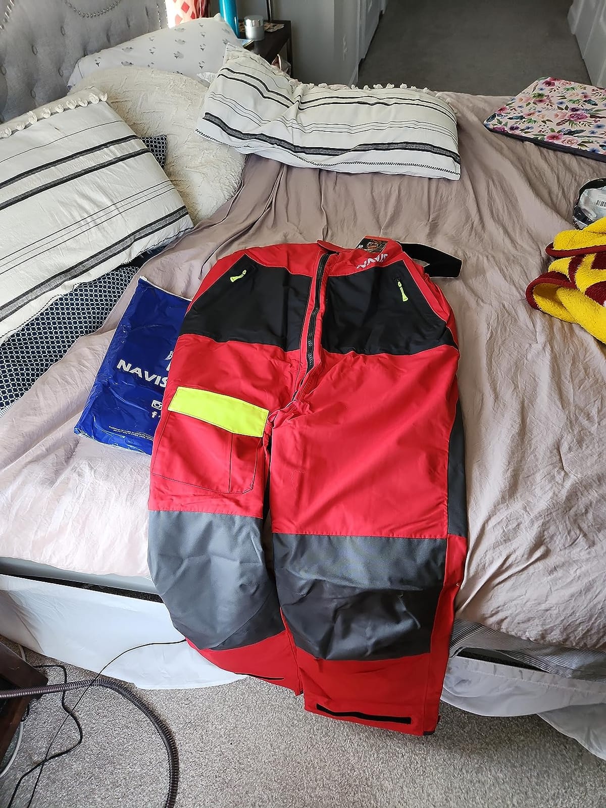 Men's PRO Offshore Sailing Suit, Waterproof Jacket & Bib Pants customer photo 2