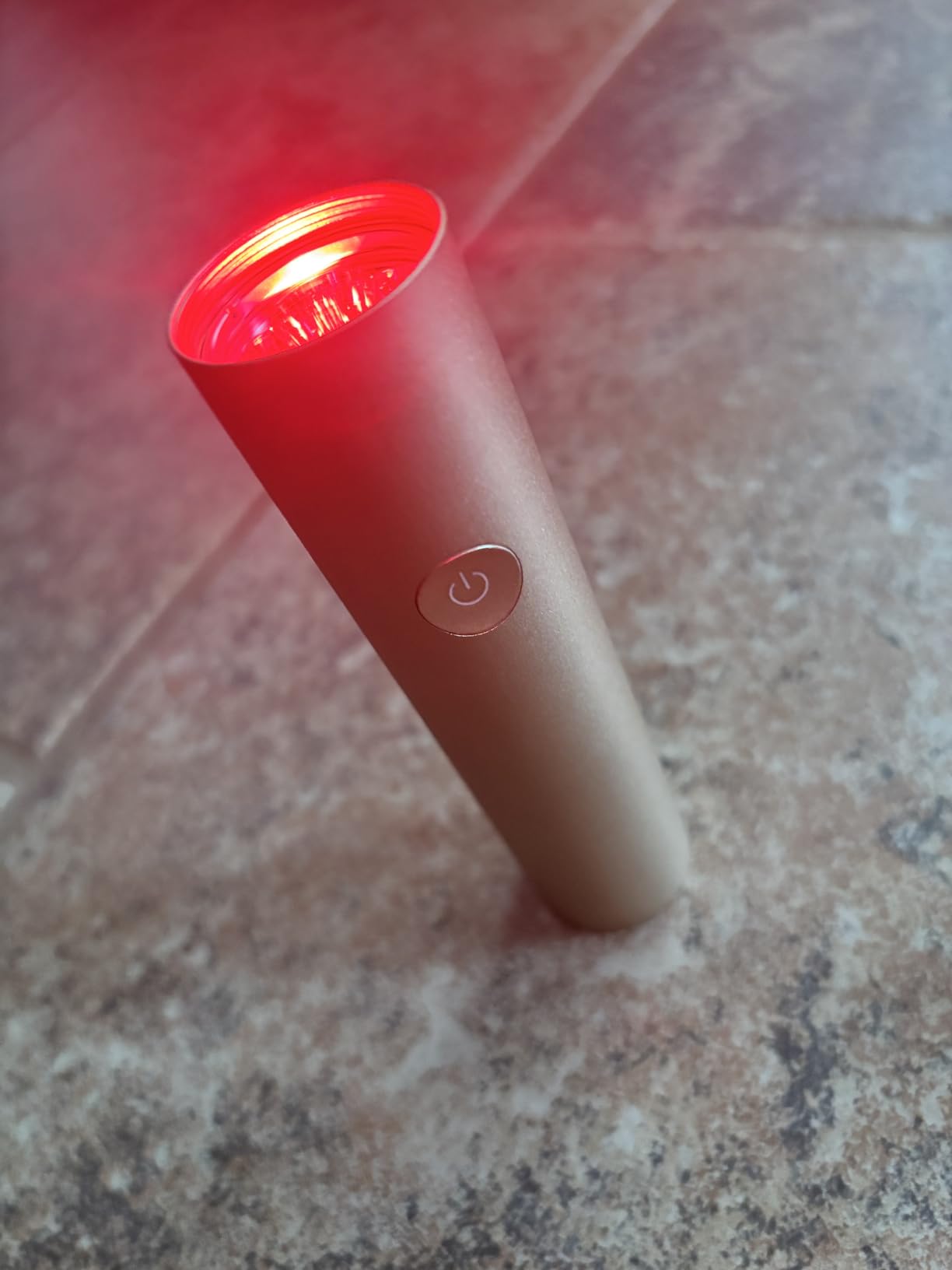 Red Light Therapy and Near Infrared Light Therapy Wand for Face Body Joints customer photo 1