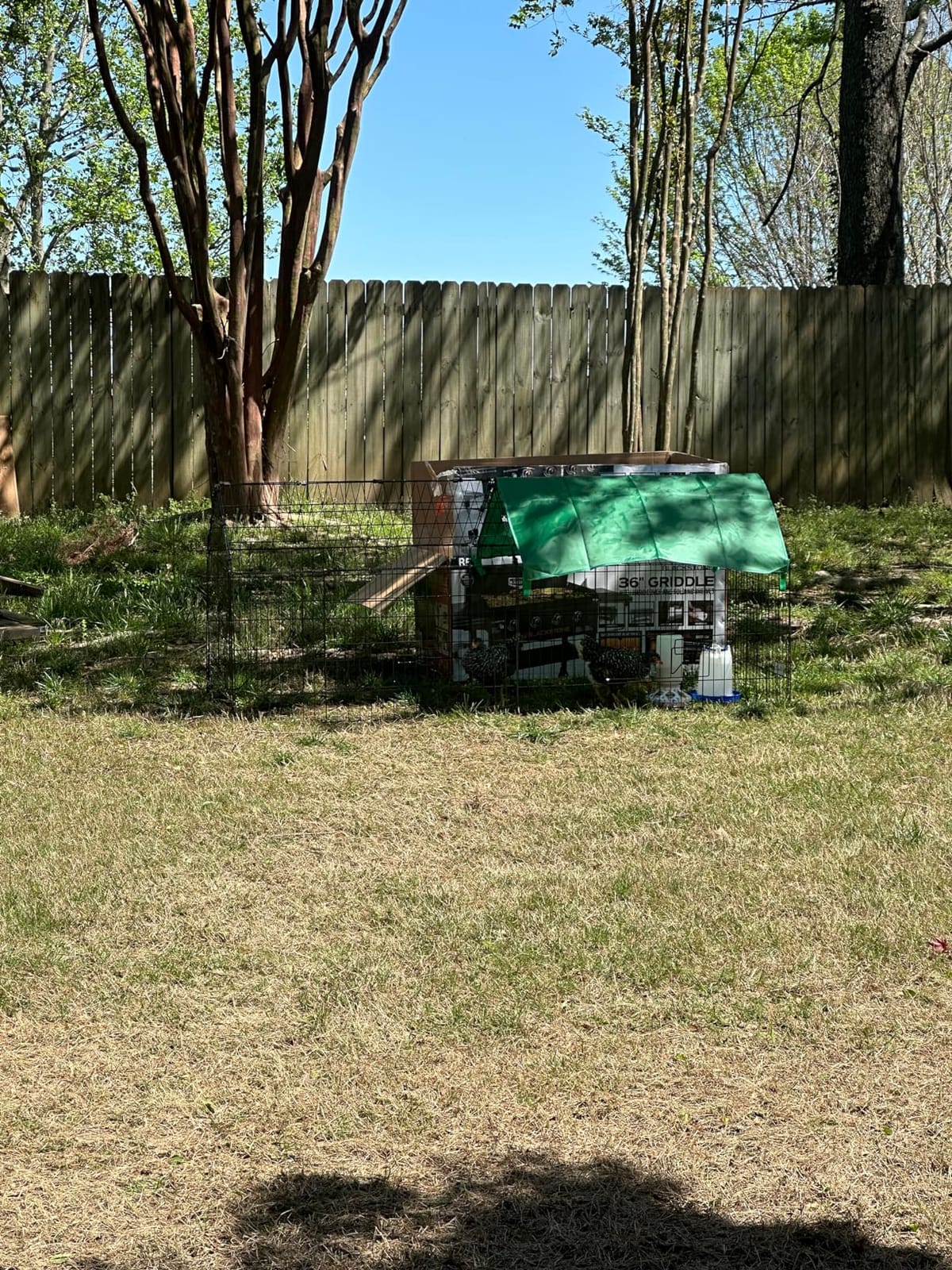 PawHut Metal Chicken Coop Chicken Run with Cover 106