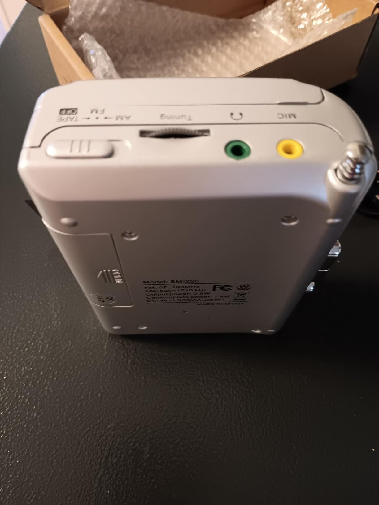 SEMIER Portable Cassette Player Recorder, Small AM FM Vintage Tape Cassette Player with Big Speaker and Headphones, Built-in Microphone, Powered by DC or AA Battery customer photo 2