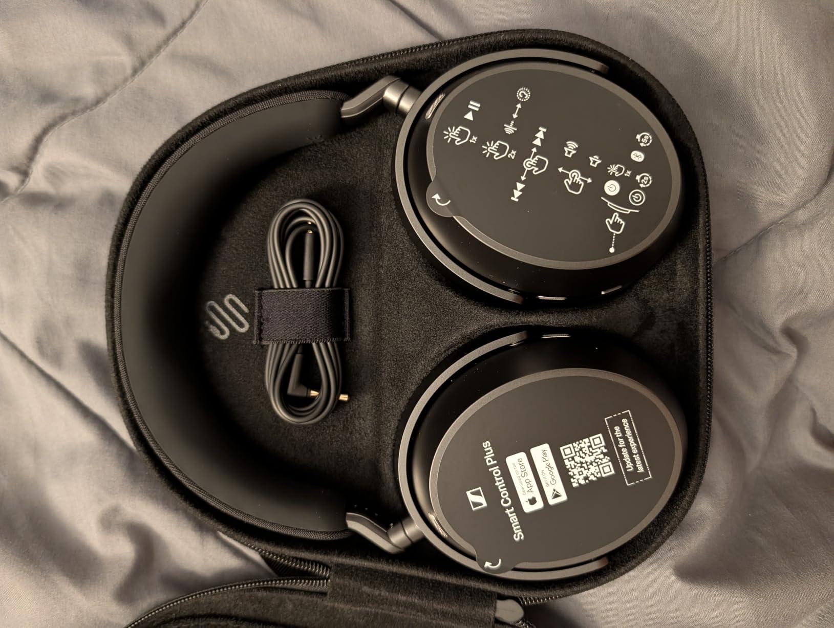Sennheiser Momentum 5 Wireless Headphones, ANC, 56 Hr Battery, White customer photo 2
