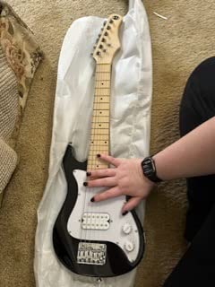 Pyle Kids Electric Guitar Starter Kit with Amplifier, 30” 6-String Mini Instrument with 10 Watt Amplifier and Complete Accessories for Travel Guitar, Practice or Performance, Beginner to Advanced customer photo 2