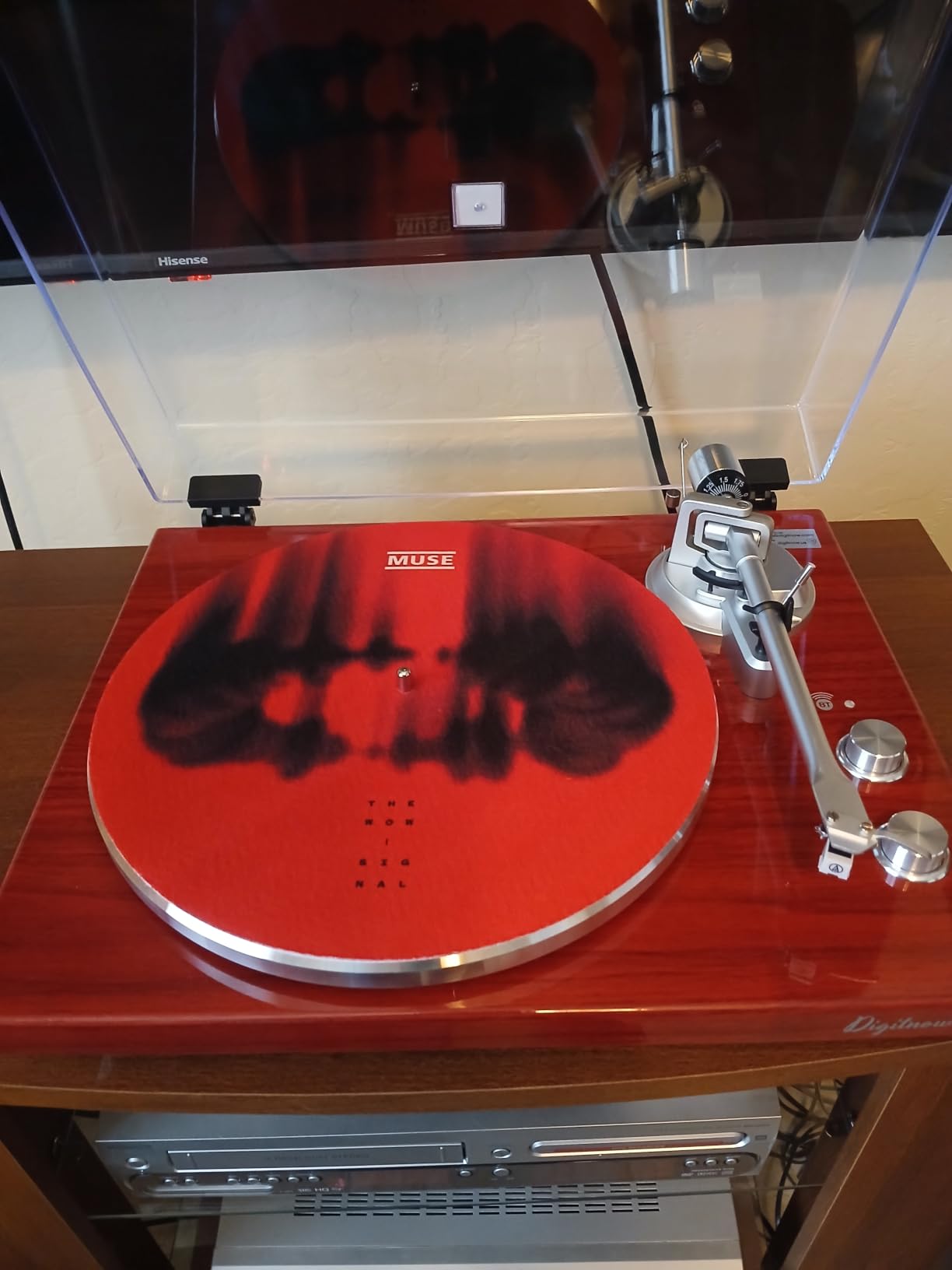 Belt Drive Turntable for Vinyl Record Player and Bluetooth Output customer photo 1
