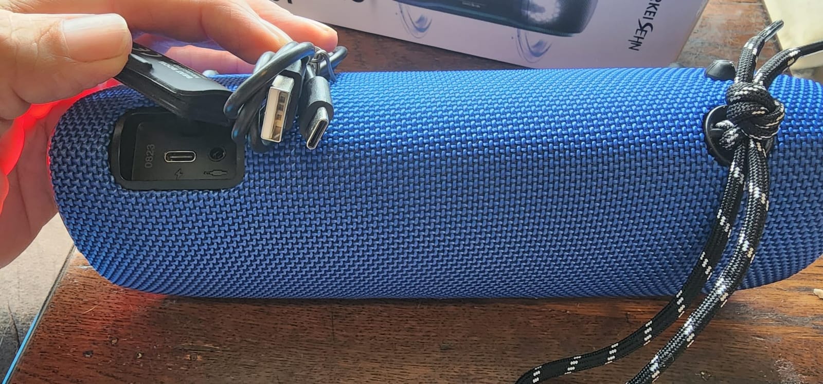 Bluetooth Speaker, IPX7 Waterproof, 50W Peak/25W RMS, Matte Black customer photo 2