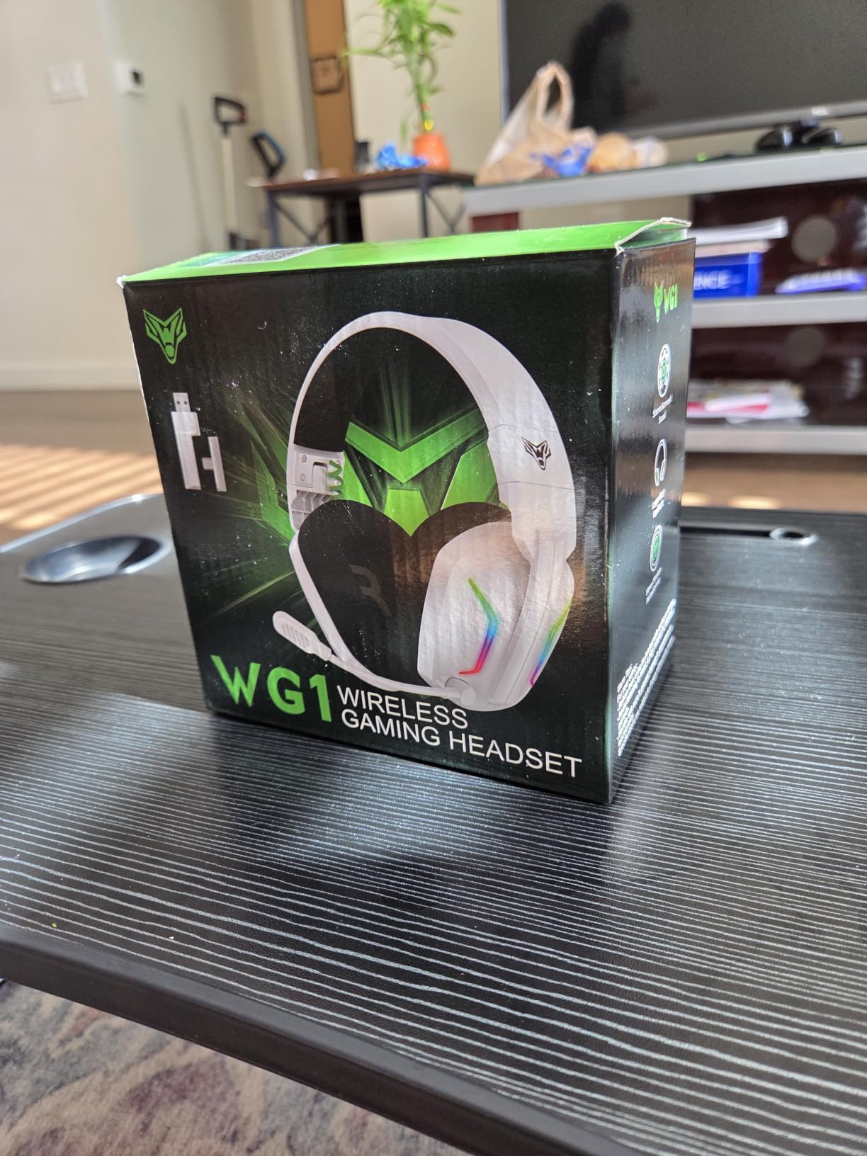 WESEARY Wireless Gaming Headset for Xbox Series X|S, Flux White customer photo 1