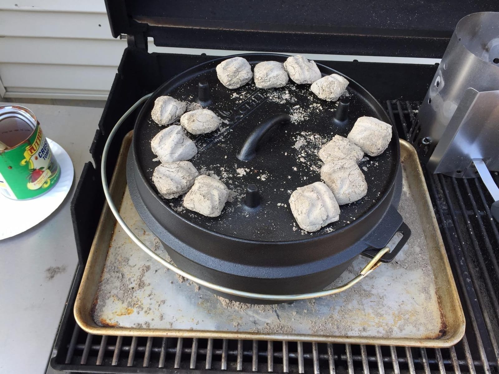 Camp Chef Cast Iron Dutch Oven, Pre-Seasoned, 9.33 qt customer photo 2